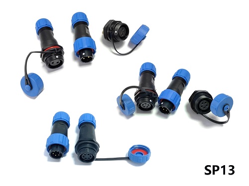 Pourquoi choisir un connecteur IP68 pour vos applications industrielles ?